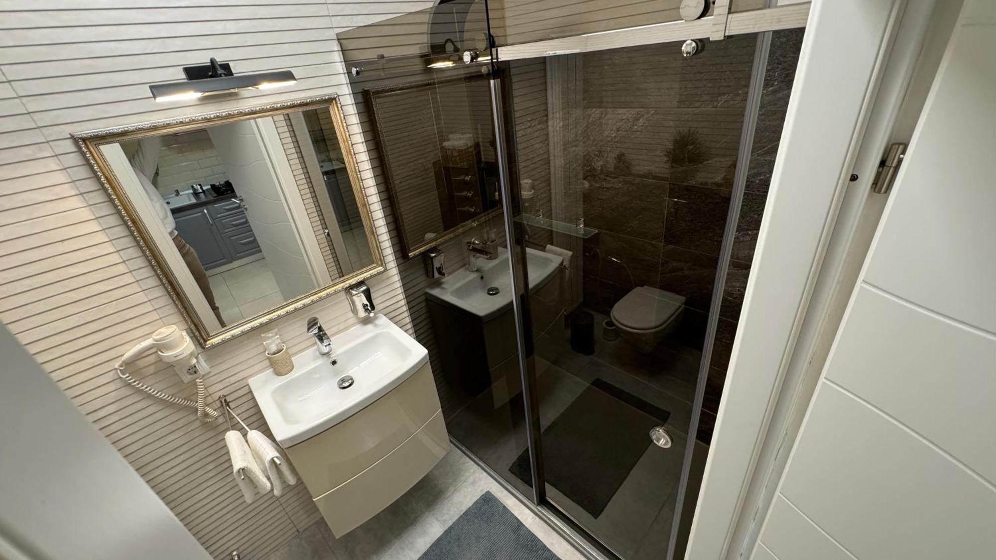 Dd Studio Deluxe Sibiu Luaran gambar